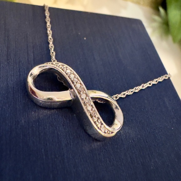 Genuine Diamonds Infinity Symbol Necklace 18” long solid 925 Sterling Silver - Picture 6 of 8